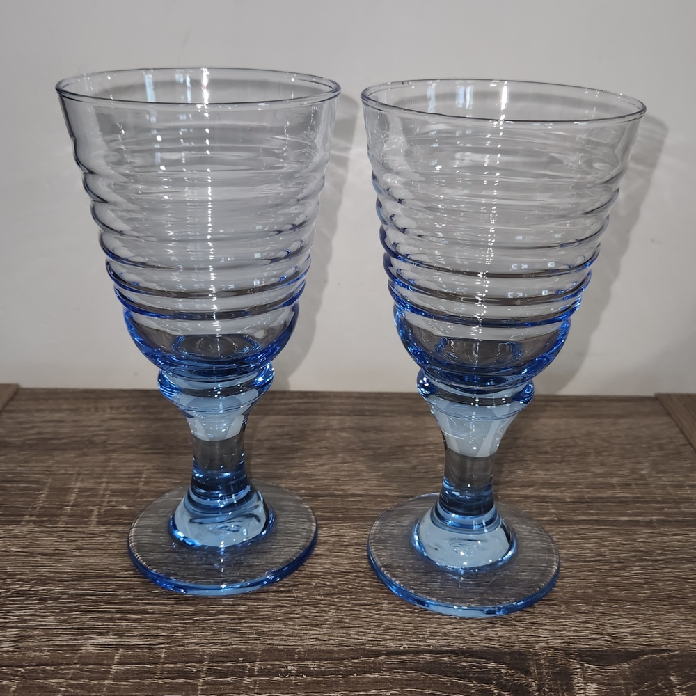 Set of 2 Libbey Sirrus Light Blue Celestial Ribbed Goblets Drinking Glasses 7".